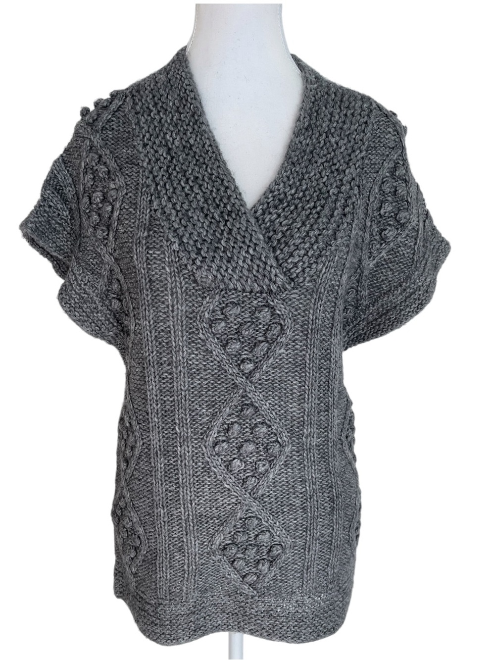 H&M Gray Textured Cable-Knit V-Neck Sweater Short Cap Sleeves Wool Blend Size XS